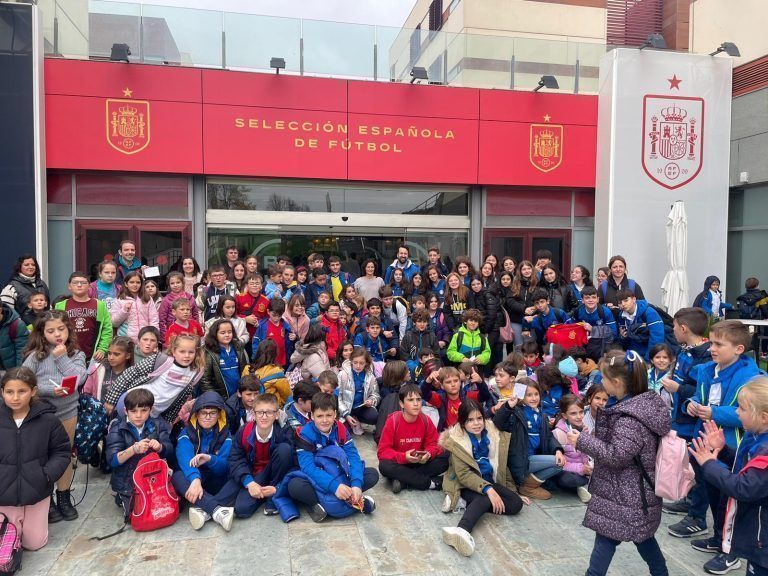 Finaliza con éxito el proyecto SOMOS+ con visita a la RFEF