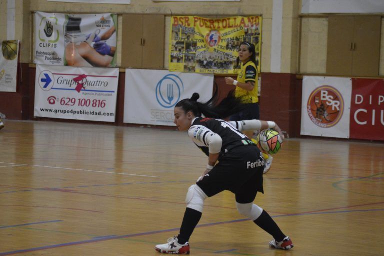 Alba Fernández seguirá defendiendo la portería del CD Salesianos Puertollano