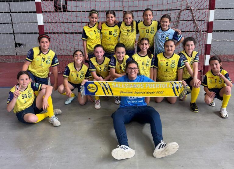 El CD Salesianos Puertollano alevín femenino ya está en la semifinal regional