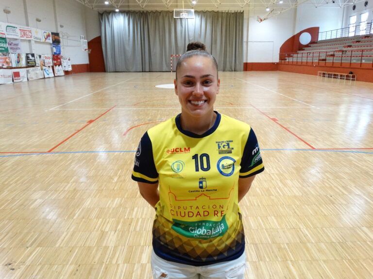 Salesianos Puertollano ata a Elena
