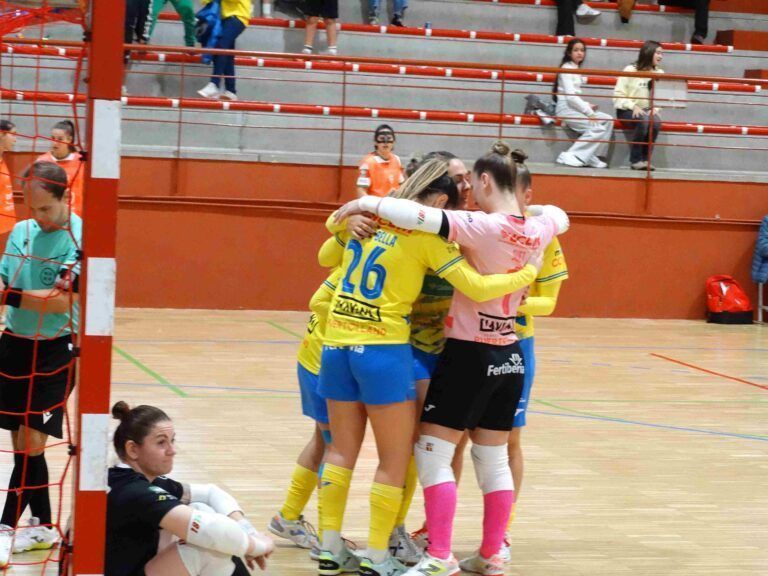 Set y liderato para el Salesianos Puertollano
