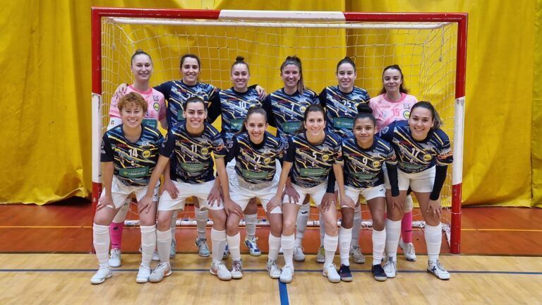 Salesianos y Alcorcón empatan en un partido loco