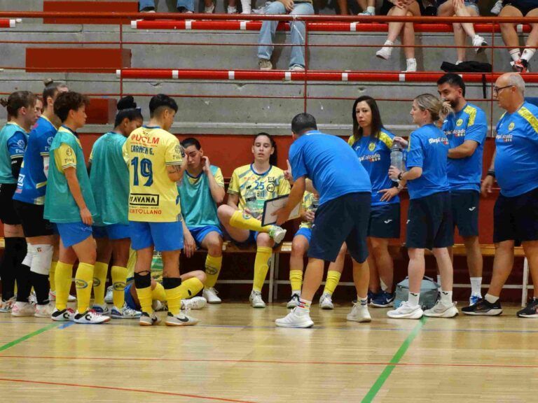 La falta de puntería vuelve a castigar al Salesianos Puertollano